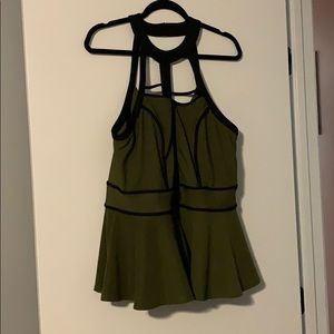 Fashion 2 Figure Strappy halter top